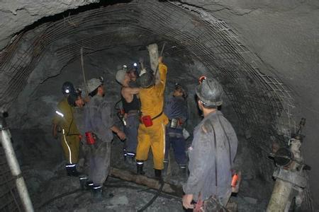 清镇工程爆破中的危险因素分析以及应对工程爆破危险的措施